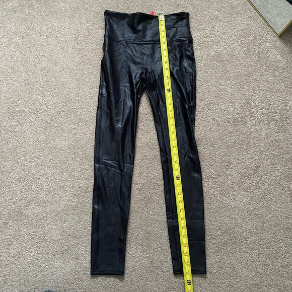 SPANX Black Faux Leather Coated Compression Legging Size Medium - Picture 7 of 12